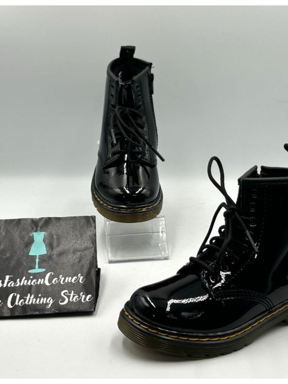 NWOB Dr. Martens Kids Black Patent Leather 1460 T Lace-Up Combat Boots Sz 9 3276 - Picture 9 of 16